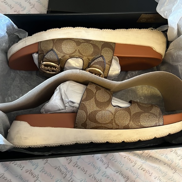 Coach slip on , still have a lot of life left. Please see pics for minor flaws. - Picture 2 of 5